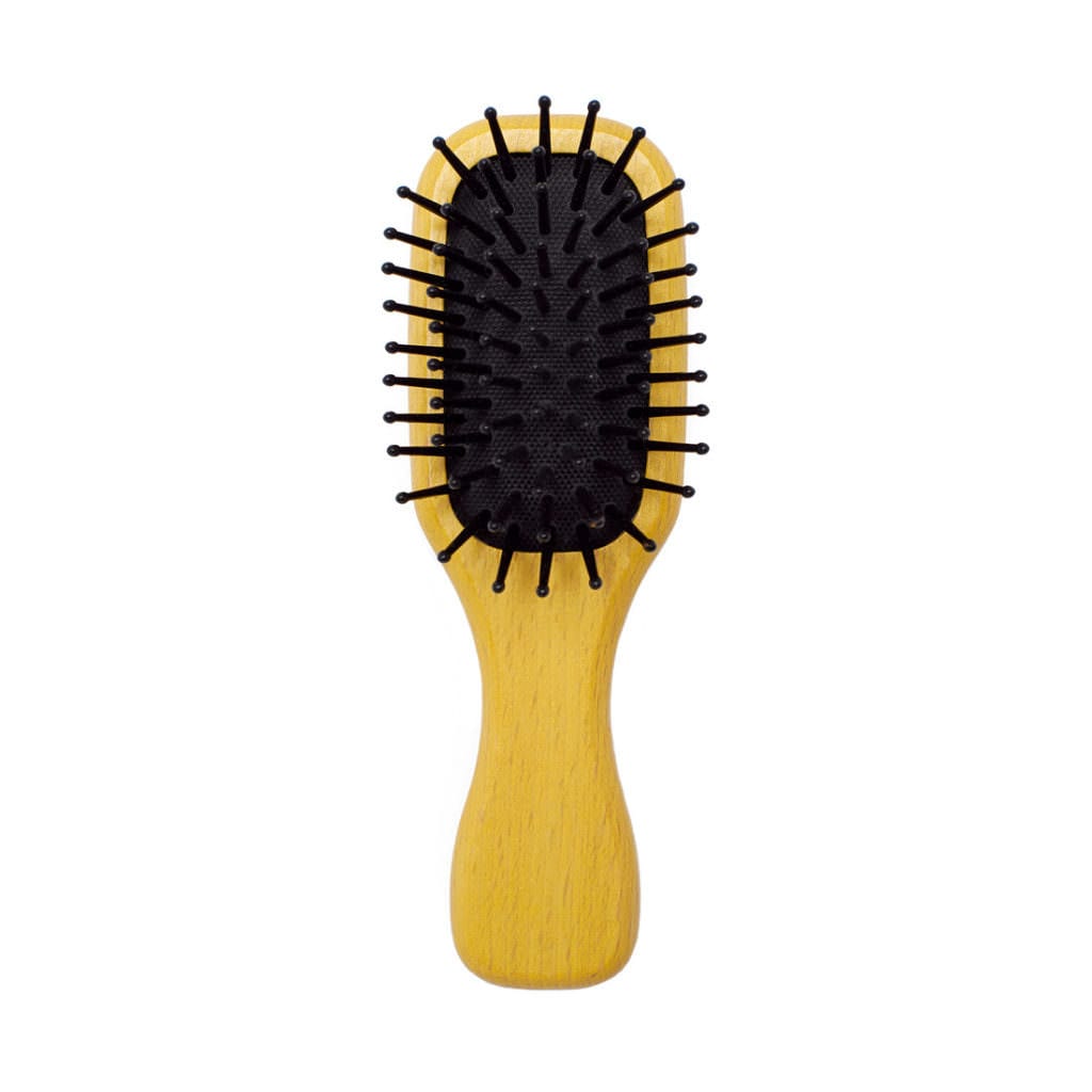 Mini-Haarbuerste-buchenholz-klein-unterwegs