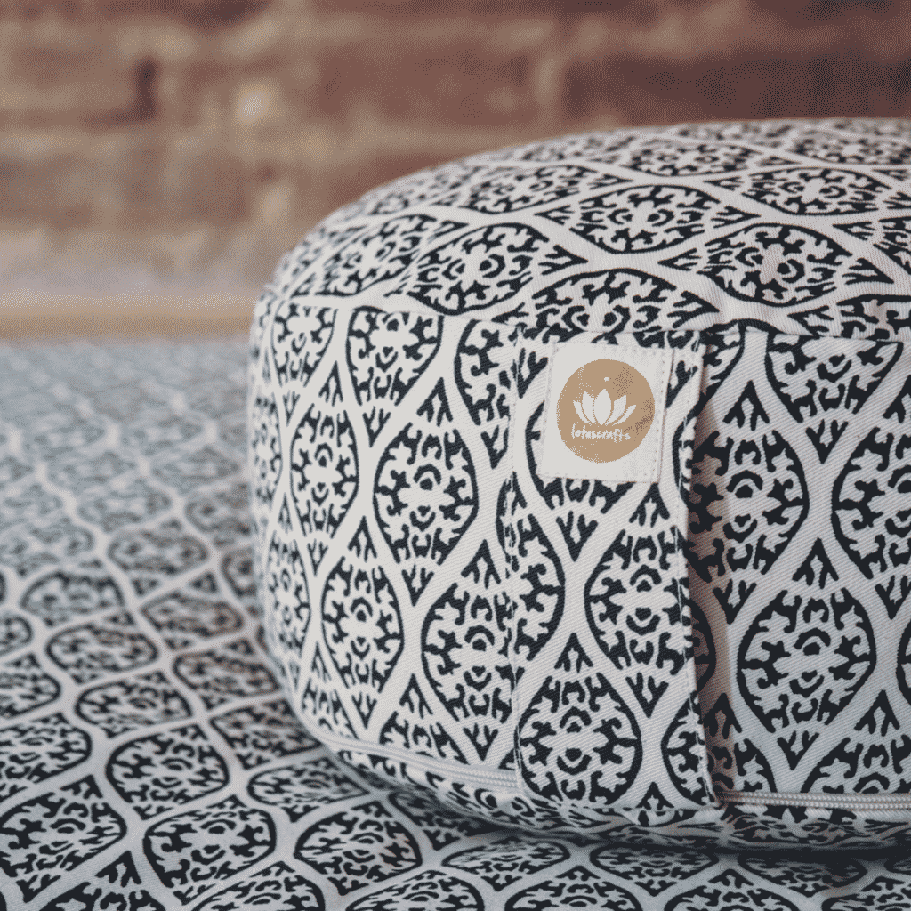 Meditationskissen von Lotuscrafts in der Black Block Print Edition Detailaufnahme